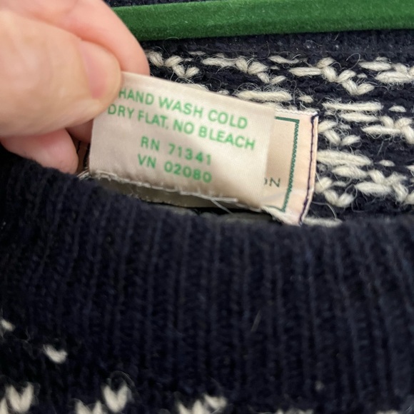 L.L BEAN Men’s Sweater size L wool blend navy and cream Vintage made in Norway - Picture 5 of 8